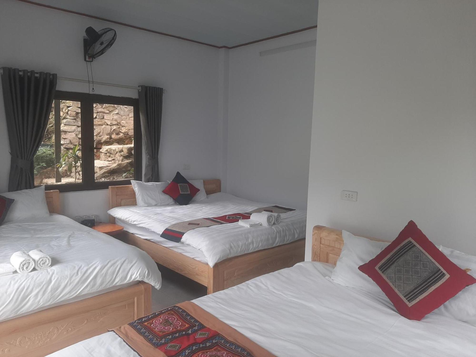 Dong Suoi H'Mong Homestay & Bungalow - Trek & Vegetarian Food Mu Cang Chai Rom bilde